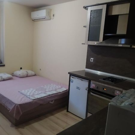 Apartmen Xan Malamir Varna Exterior photo